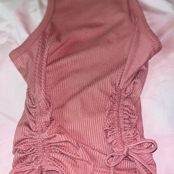 SOLD** Adorable blush pink top - Picture 4 of 4